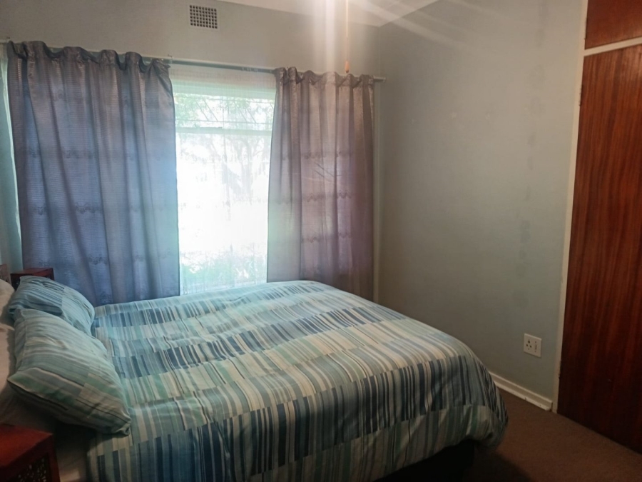 4 Bedroom Property for Sale in Heuwelsig Northern Cape